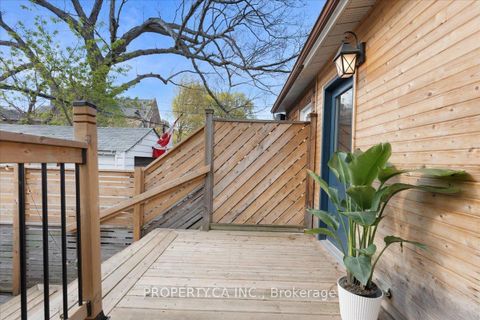 Photo 34 at 44 Beach View Crescent, Woodbine Corridor, Toronto