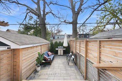 Photo 37 at 44 Beach View Crescent, Woodbine Corridor, Toronto