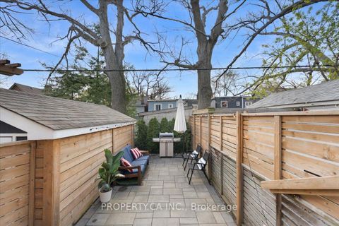 Photo 38 at 44 Beach View Crescent, Woodbine Corridor, Toronto
