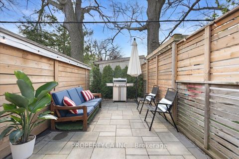 Photo 39 at 44 Beach View Crescent, Woodbine Corridor, Toronto