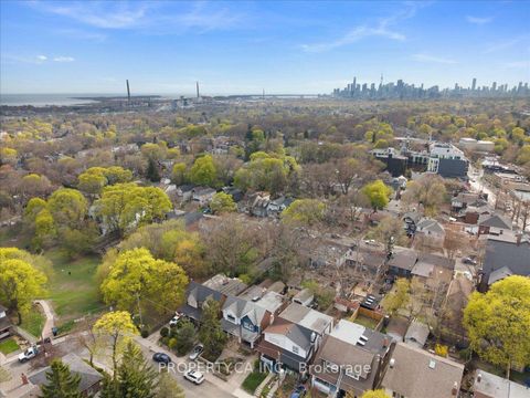 Photo 44 at 44 Beach View Crescent, Woodbine Corridor, Toronto