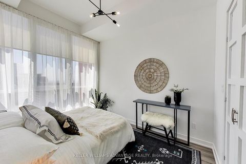 Photo 9 at 1608 - 50 Bruyeres Mews, Niagara, Toronto