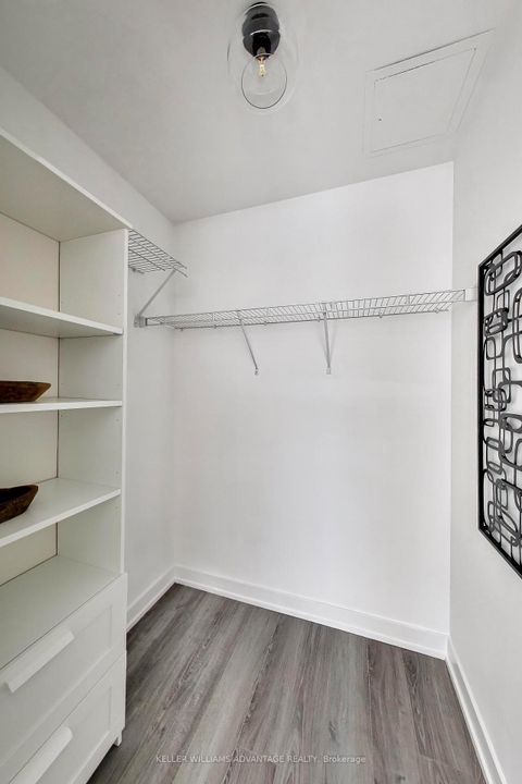 Photo 11 at 1608 - 50 Bruyeres Mews, Niagara, Toronto