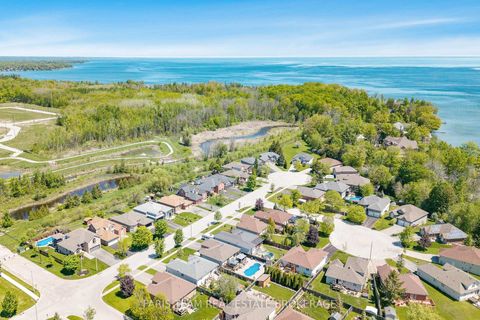 Photo 1 at 616 Glen Cedar Crescent, Rural Innisfil, Innisfil