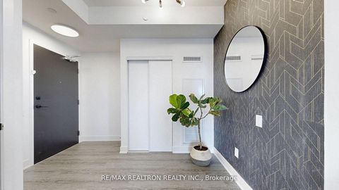 Photo 6 at 909 - 185 Deerfield Road, Central Newmarket, Newmarket