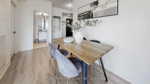 Photo 9 at 909 - 185 Deerfield Road, Central Newmarket, Newmarket