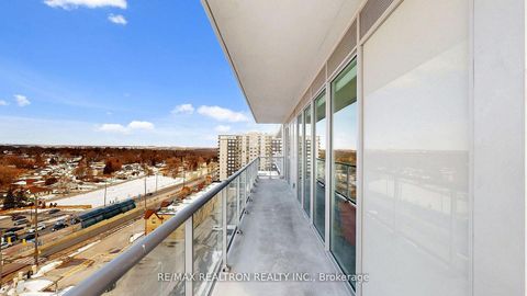 Photo 34 at 909 - 185 Deerfield Road, Central Newmarket, Newmarket