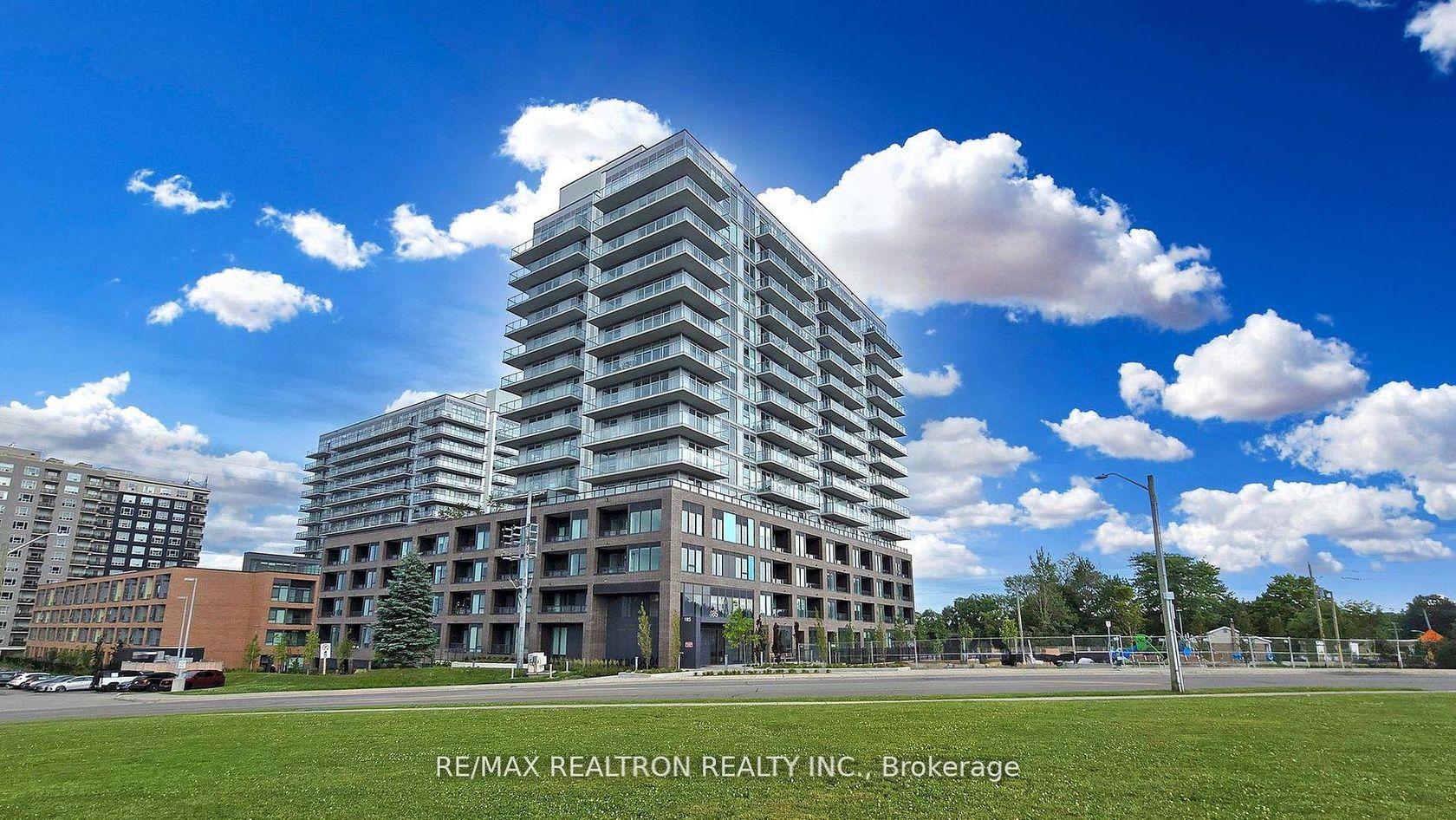 909 - 185 Deerfield Road, Central Newmarket, Newmarket photo 1