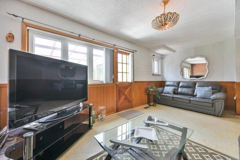 Photo 8 at 283 Derrydown Road, York University Heights, Toronto