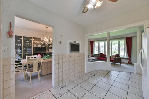 Photo 13 at 283 Derrydown Road, York University Heights, Toronto