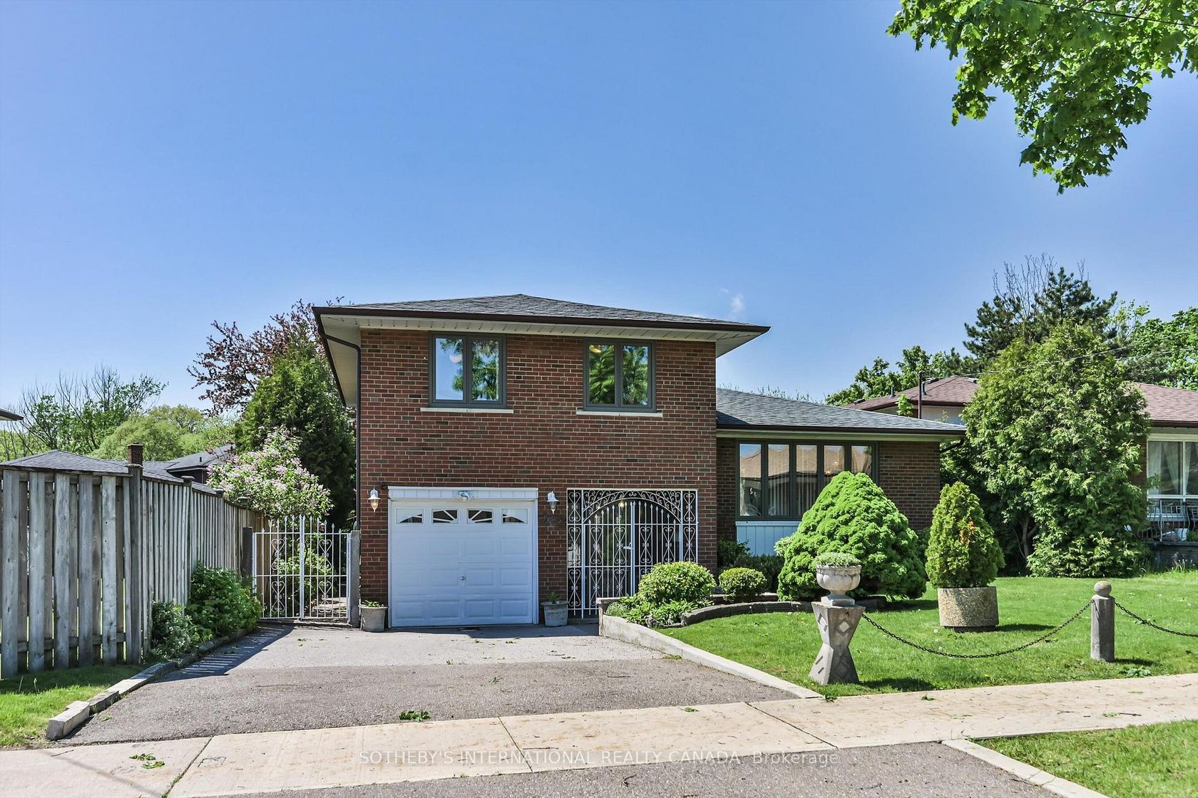 283 Derrydown Road, York University Heights, Toronto 