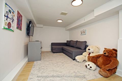 Photo 23 at 153 Collier Street, Moore Park, Toronto