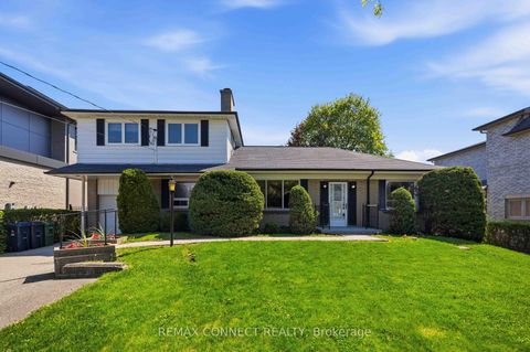 Photo 1 at 107 Fairglen Avenue, L'Amoreaux, Toronto