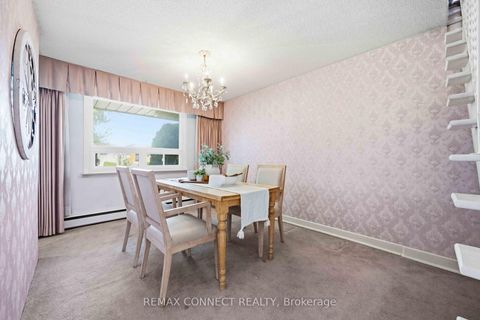 Photo 17 at 107 Fairglen Avenue, L'Amoreaux, Toronto