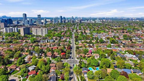 Photo 48 at 107 Fairglen Avenue, L'Amoreaux, Toronto