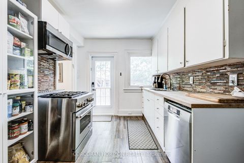 Photo 17 at 77 Montgomery Avenue, Eglinton, Toronto