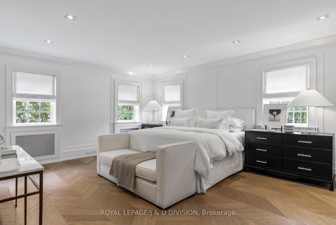Photo 23 at 148 Forest Hill Road, Forest Hill South, Toronto