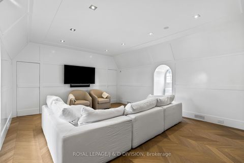 Photo 34 at 148 Forest Hill Road, Forest Hill South, Toronto