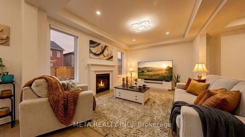 Photo 2 at 707 Lamb Street, Rural Innisfil, Innisfil