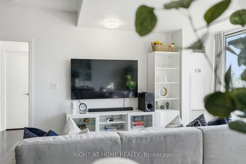 Photo 10 at 411 - 5101 Dundas Street W, City Centre West, Toronto