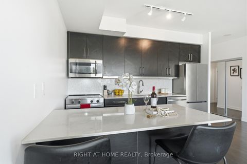 Photo 14 at 411 - 5101 Dundas Street W, City Centre West, Toronto
