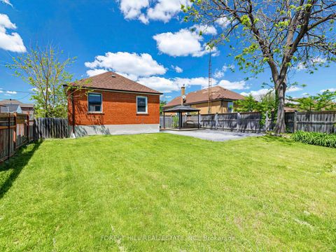 Photo 27 at 101 Whitley Avenue, CFB, Toronto
