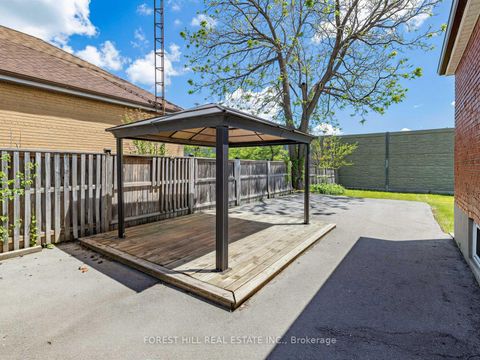 Photo 30 at 101 Whitley Avenue, CFB, Toronto