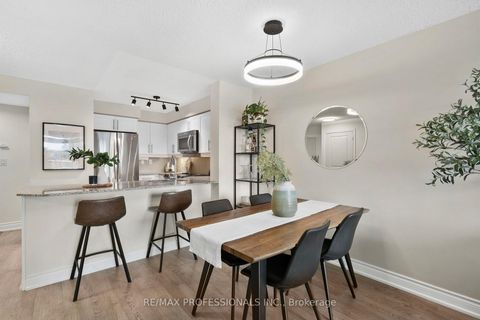 Photo 9 at 909 - 125 Western Battery Road, Niagara, Toronto