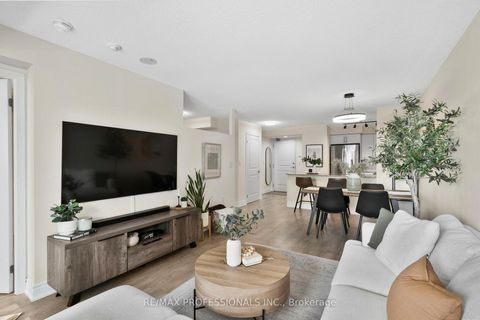 Photo 14 at 909 - 125 Western Battery Road, Niagara, Toronto