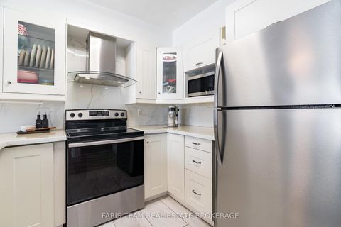 Photo 4 at 233 Stanley Street, East Bayfield, Barrie