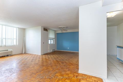 Photo 4 at 507 - 2825 Islington Avenue, Humber Summit, Toronto