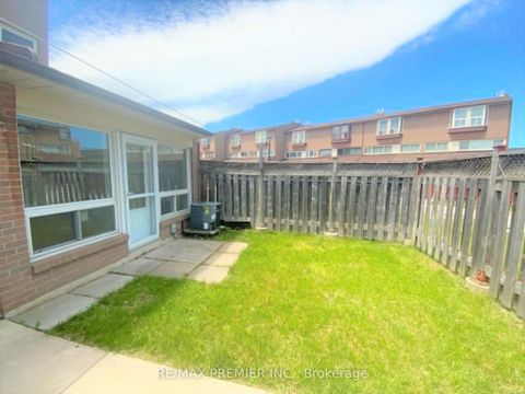 Photo 2 at 82 - 248 John Garland Boulevard, Clairville, Toronto