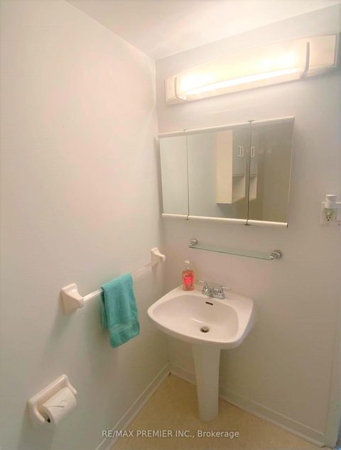 Photo 8 at 82 - 248 John Garland Boulevard, Clairville, Toronto