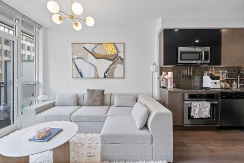 Photo 13 at 613 - 98 Lillian Street, Mount Pleasant West, Toronto