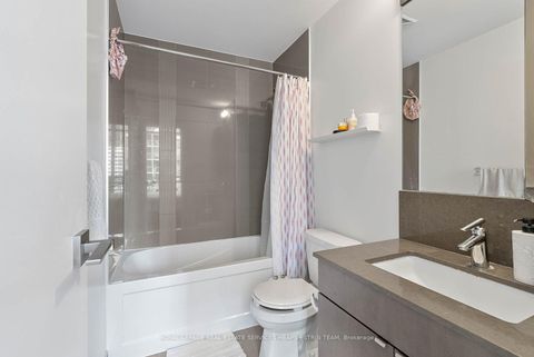 Photo 18 at 613 - 98 Lillian Street, Mount Pleasant West, Toronto