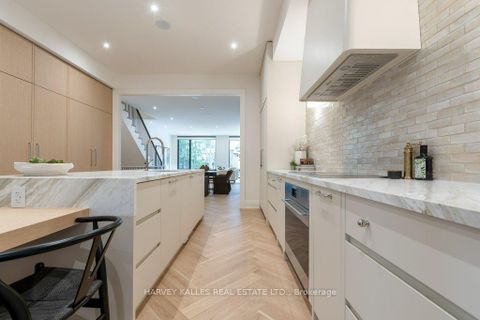 Photo 20 at 32 Evergreen Gardens, Leaside, Toronto