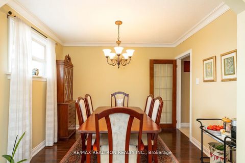 Photo 8 at 663 Woburn Avenue, Nortown, Toronto