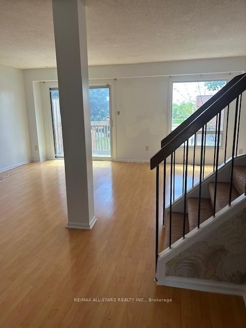 Photo 1 at 82 - 201 Alexmuir Boulevard, Agincourt North, Toronto