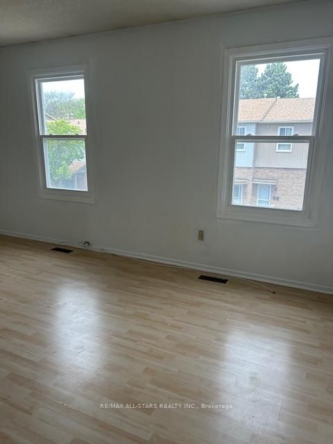 Photo 6 at 82 - 201 Alexmuir Boulevard, Agincourt North, Toronto