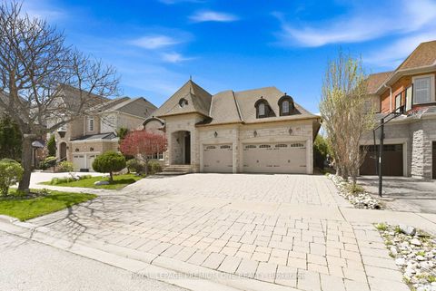 Photo 1 at 155 Cook's Mill Crescent, Patterson, Vaughan
