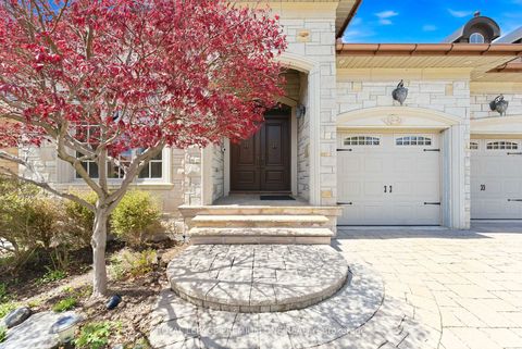 Photo 2 at 155 Cook's Mill Crescent, Patterson, Vaughan