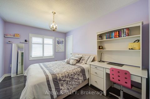 Photo 25 at 64 Frederick Stamm Crescent, Berczy, Markham