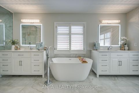 Photo 31 at 64 Frederick Stamm Crescent, Berczy, Markham