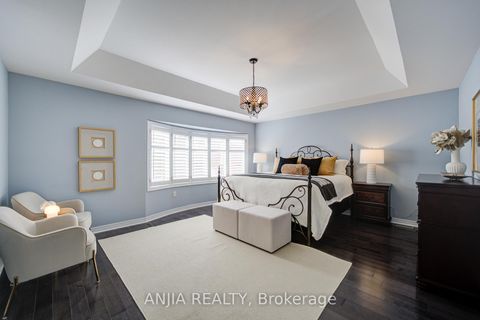 Photo 32 at 64 Frederick Stamm Crescent, Berczy, Markham