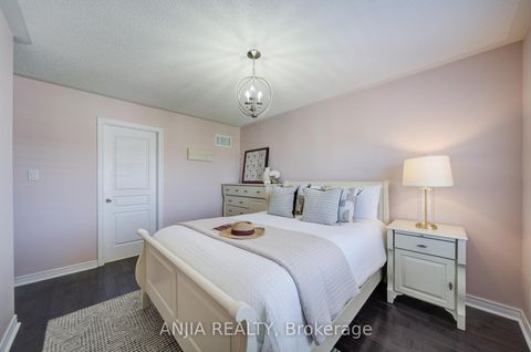 Photo 35 at 64 Frederick Stamm Crescent, Berczy, Markham