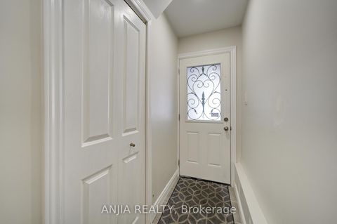 Photo 43 at 64 Frederick Stamm Crescent, Berczy, Markham