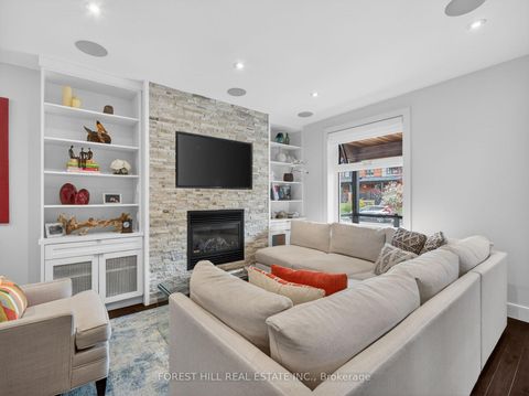 Photo 4 at 1045 Dovercourt Road, Junction, Toronto