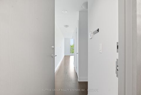 Photo 2 at 416 - 160 Vanderhoof Avenue, Leaside, Toronto