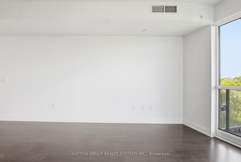 Photo 12 at 416 - 160 Vanderhoof Avenue, Leaside, Toronto
