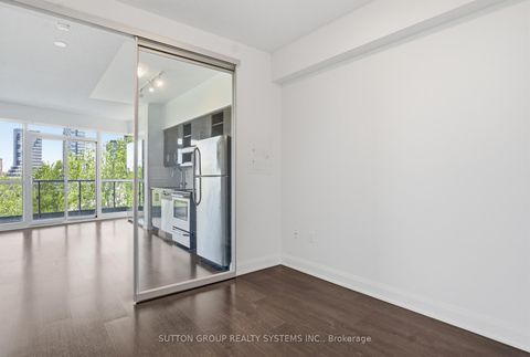 Photo 13 at 416 - 160 Vanderhoof Avenue, Leaside, Toronto